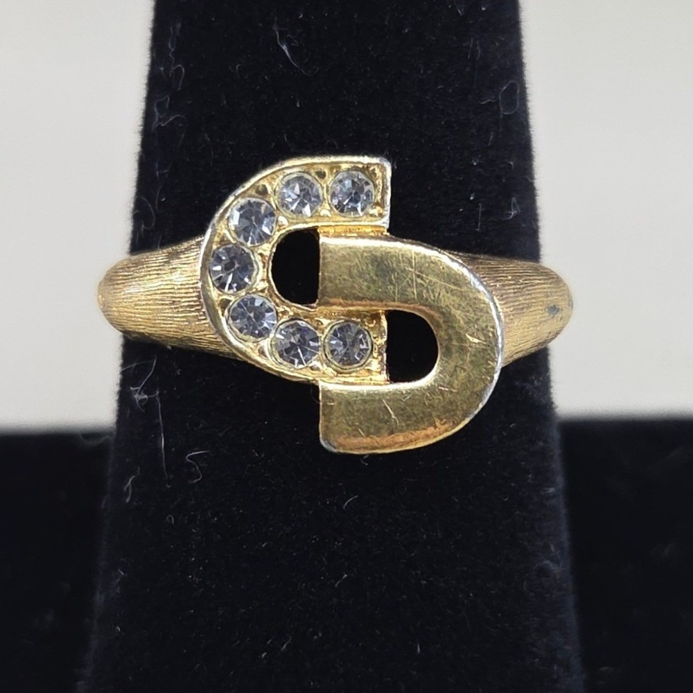 Vintage Avon Gold Tone Rhinestone Interlocking Half Circles Logo Ring Size 9.5